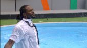audley_in_the_pool.jpg